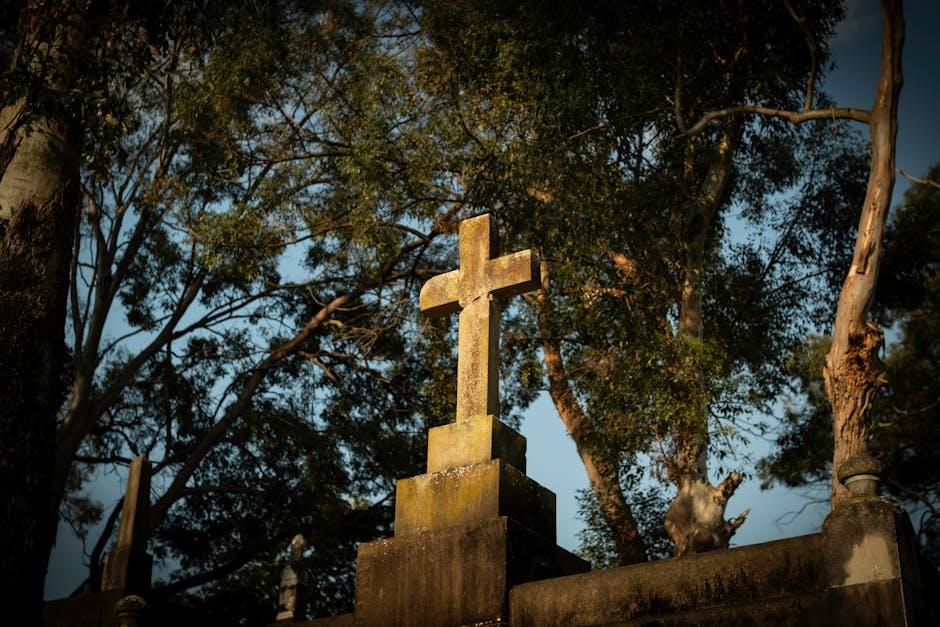 Christian Condolences Messages to Support a Grieving Friend - Twigs Paper
